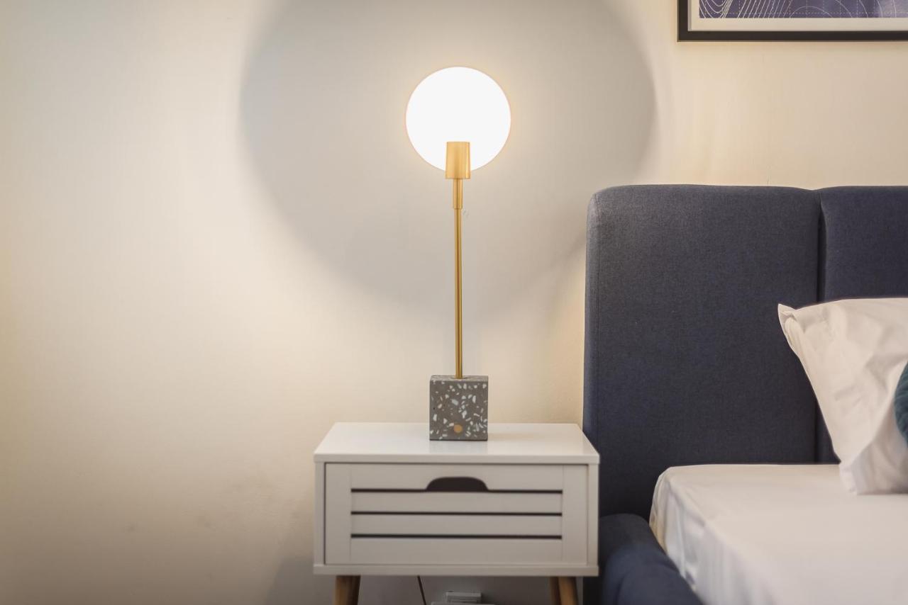 Mavrogenous - The Mansion Apartment Athens