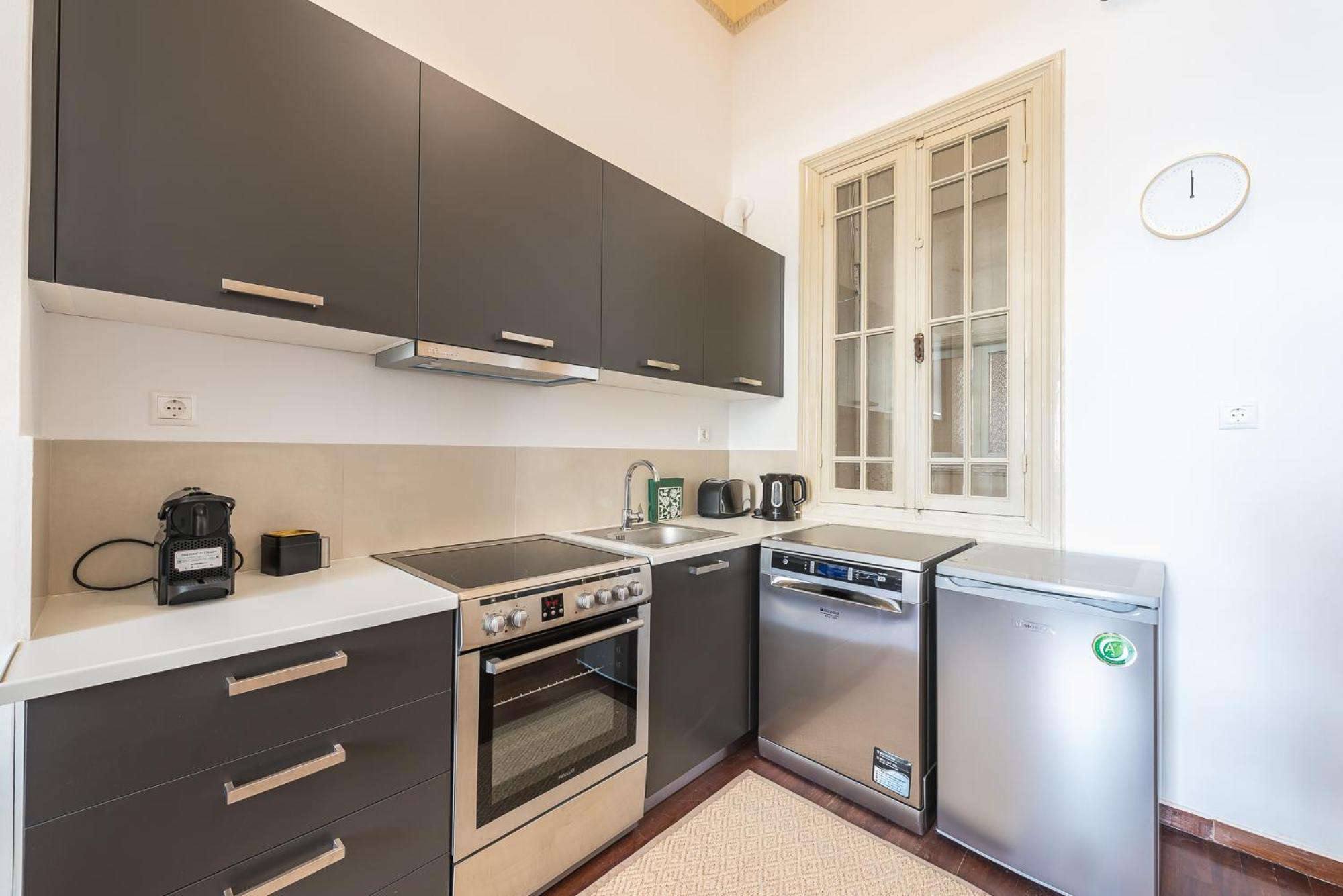 Apartment Mavrogenous - The Mansion *